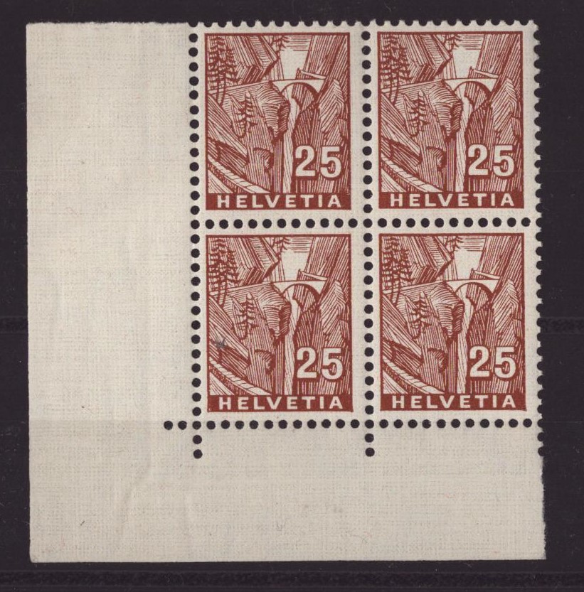Nr 199 bloc neuf ** coin de feuille (SBK 120.-)